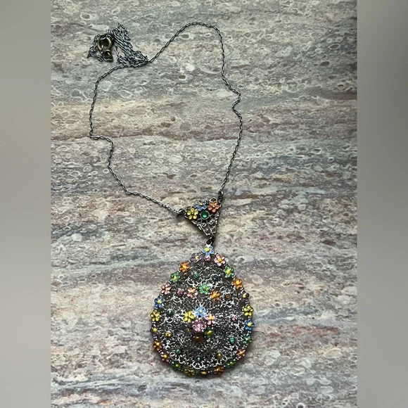 Art Deco Rhodium Plated And Enamel Painted Floral Design LavaliereStyle Necklace - Picture 13 of 16